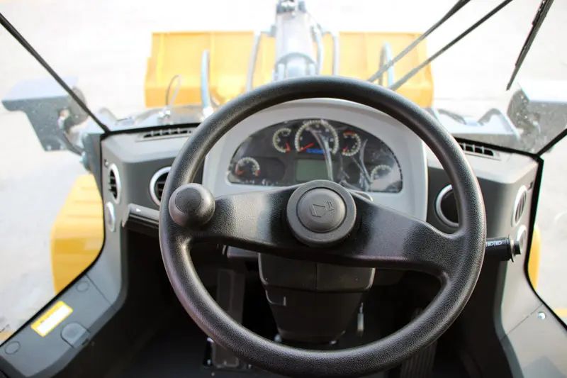 XCMG XC938 - Удобство XCMG XC938 - Удобство-2